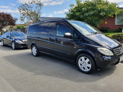 Luxury Mercedes Benz Minivan