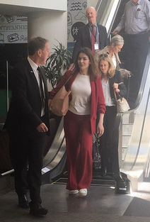 Nigella Lawson Christchurch airport 550p.jpg