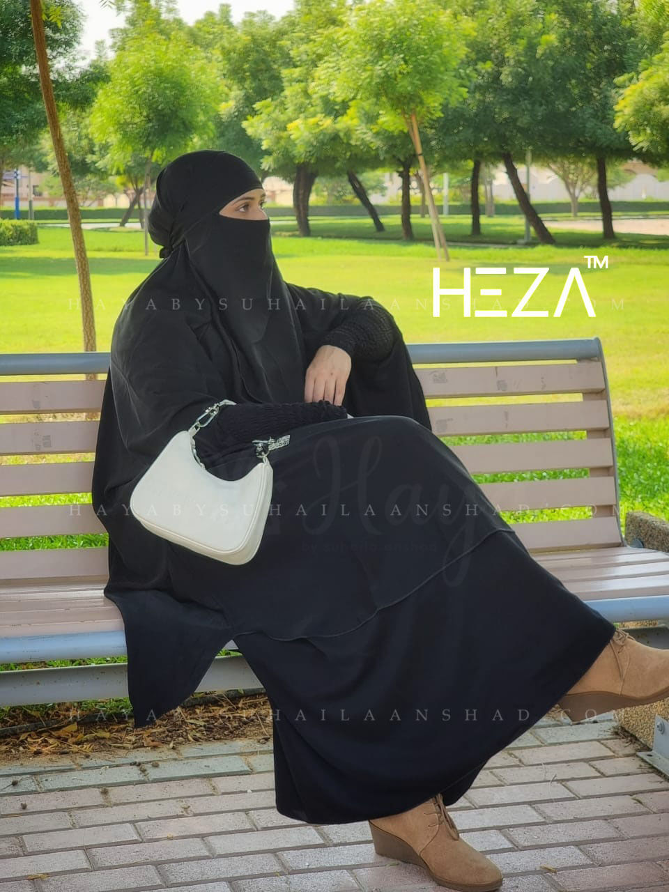 Thumbnail: Heza Jilbab Black