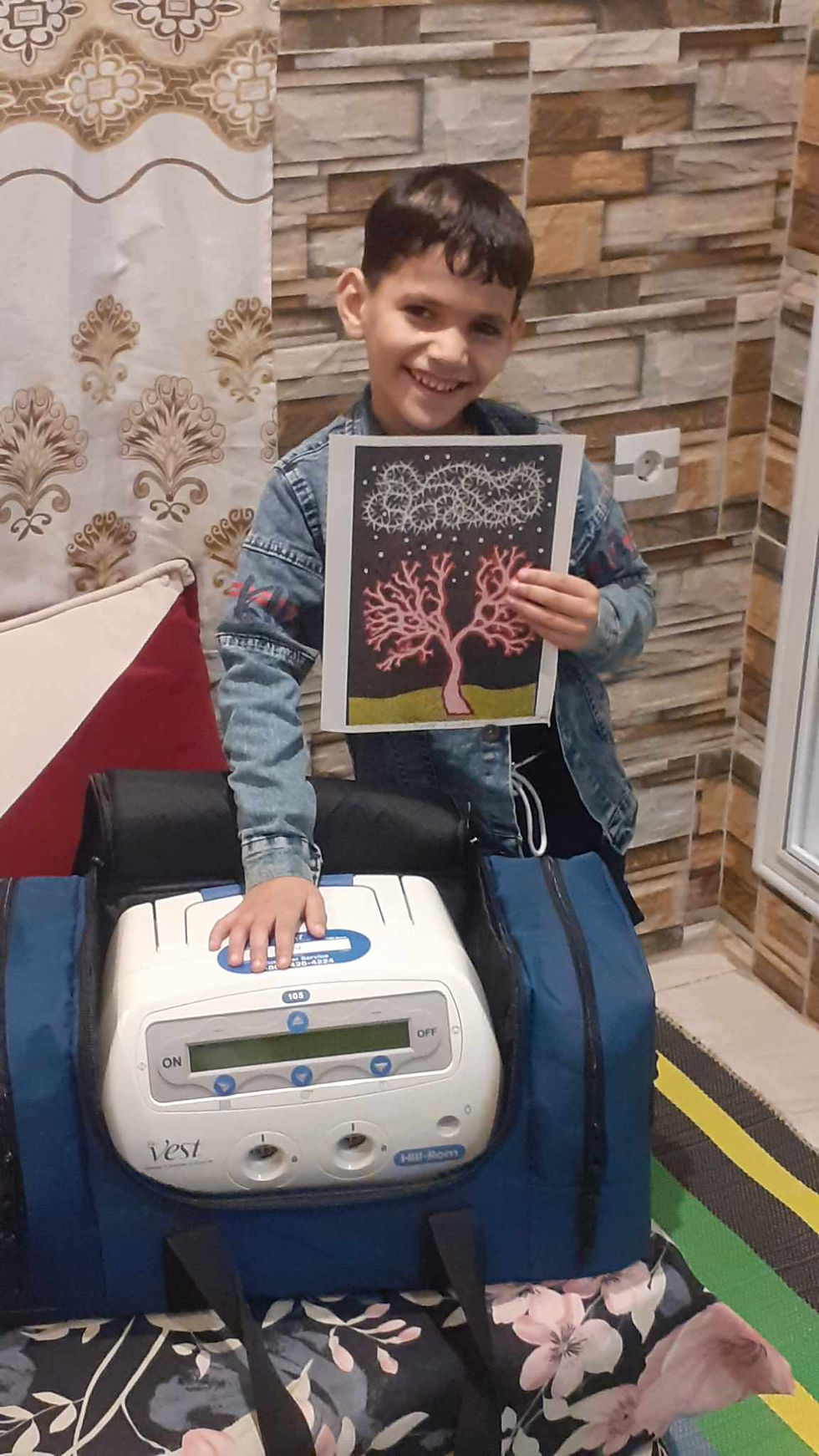 ذاكرة الفيسبوك - 19 يوليو 2024 تبرعت شركة CF Vests Worldwide بسترة Hill Rom Cystic  vest Fibrosis من @baxter_intl لمحمد في الجزائر.
