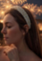 tiara branca pedraria, tiara noiva, tiara noiva de cristais, tiara off white, acessório reveillon