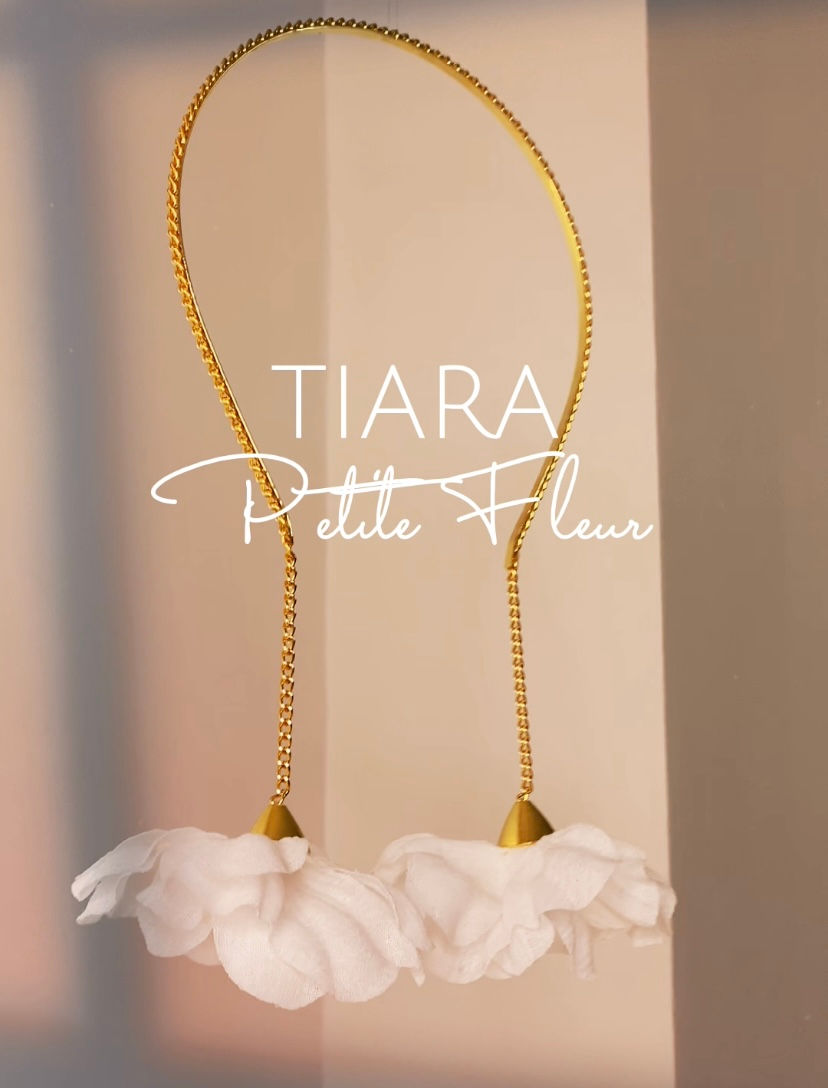 Miniatura: Tiara Flores Branca - Petite Fleur Santorini