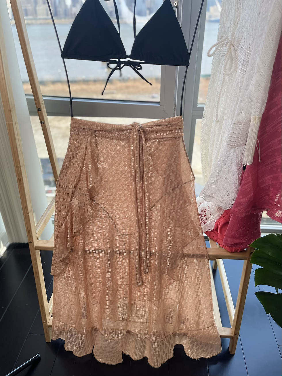Thumbnail: Skirt cover-up 