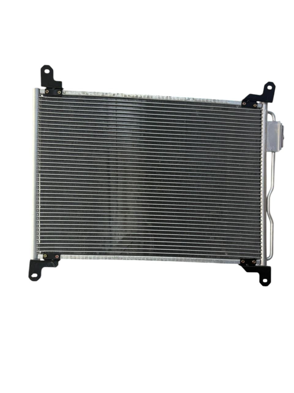 CONDENSADOR FREIGHTLINER M2 01-08