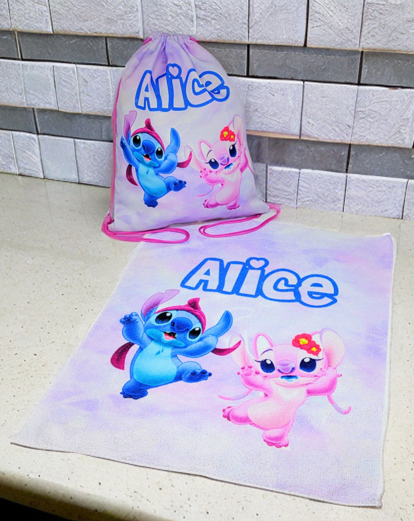 Miniature : mochila e toalha personalizada