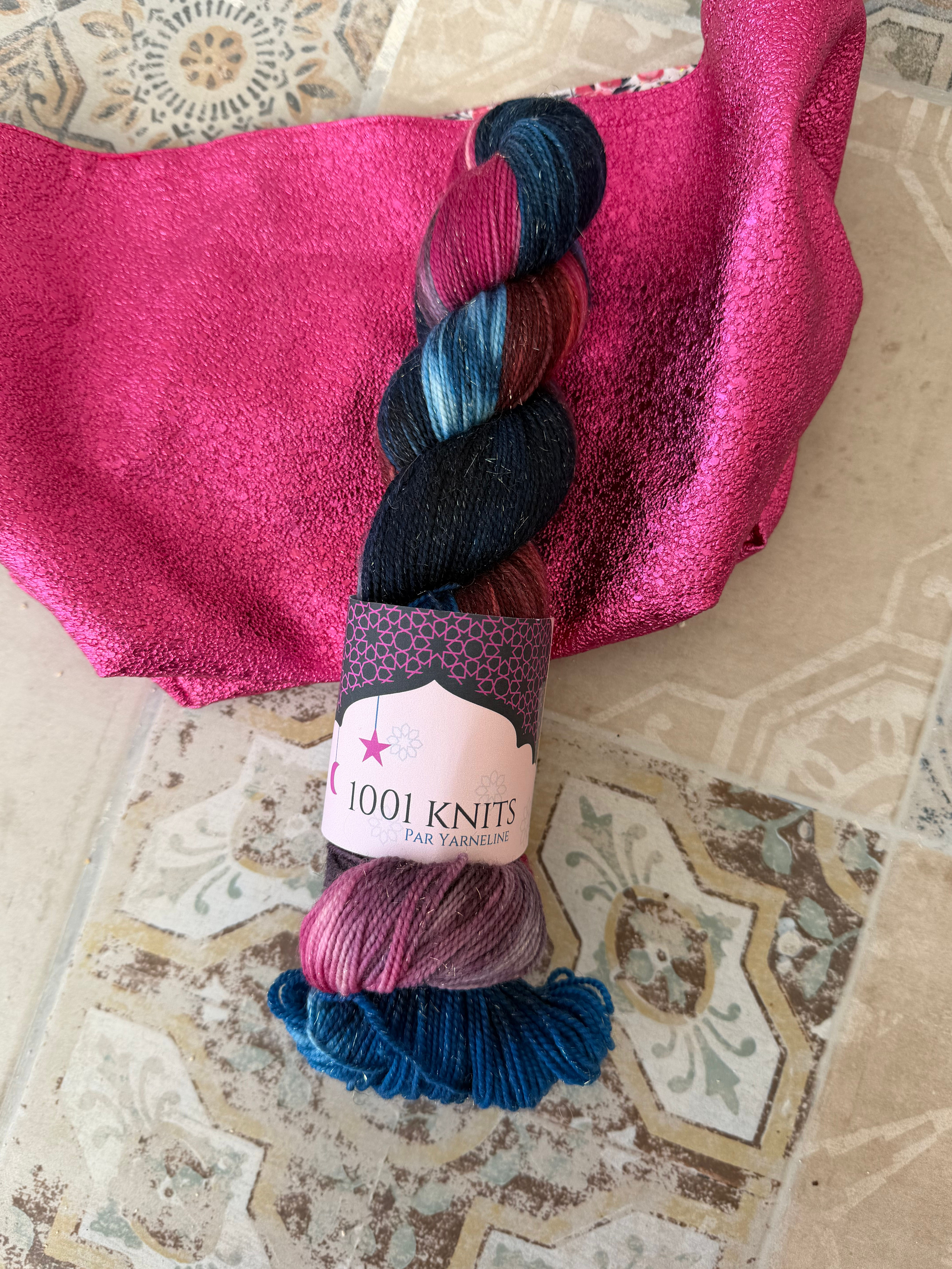 Soir d’orient - 75% Mérino 20% nylon 5%stellina Or