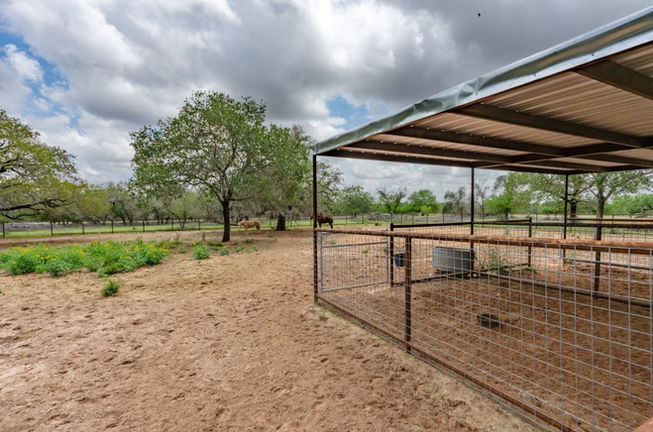 Real estate
atascosa county
poteet texas