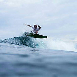 surf instructor, surf camp, surf school, lessons, profesional, teacher