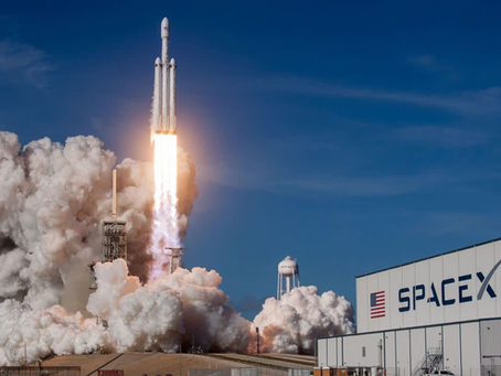 SpaceX 點火太空時代！美中暗中較勁的「鈣鈦礦太陽能」，竟是決定宇宙AI的勝負手？