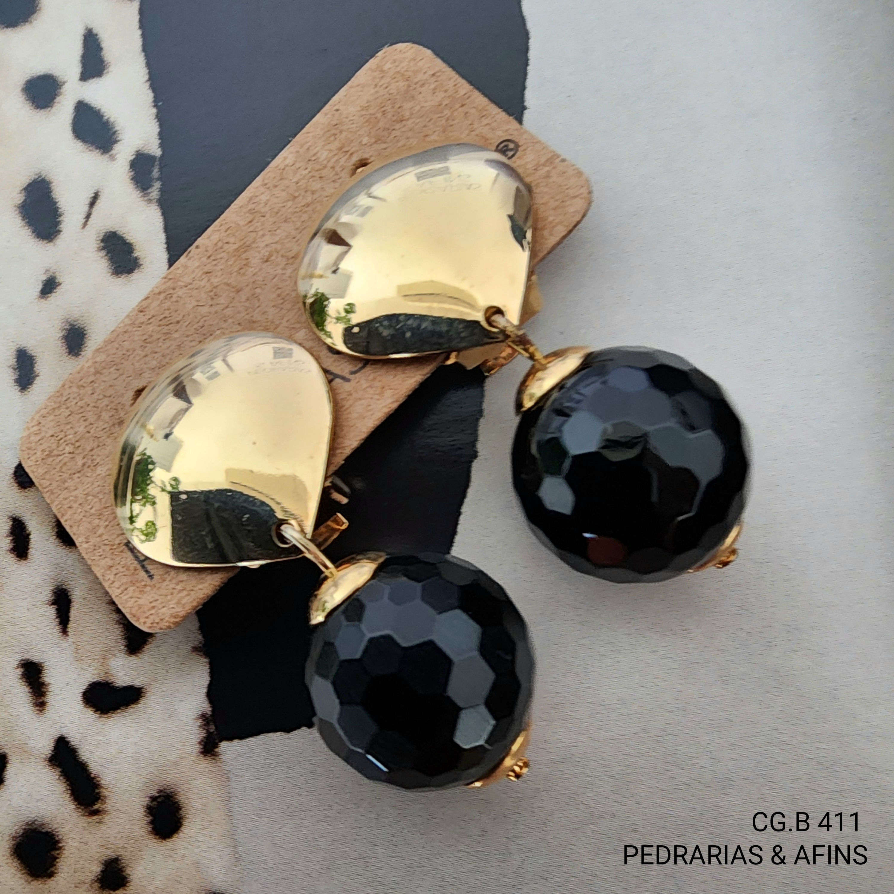 CG.B 411 - Brincos em Ágata