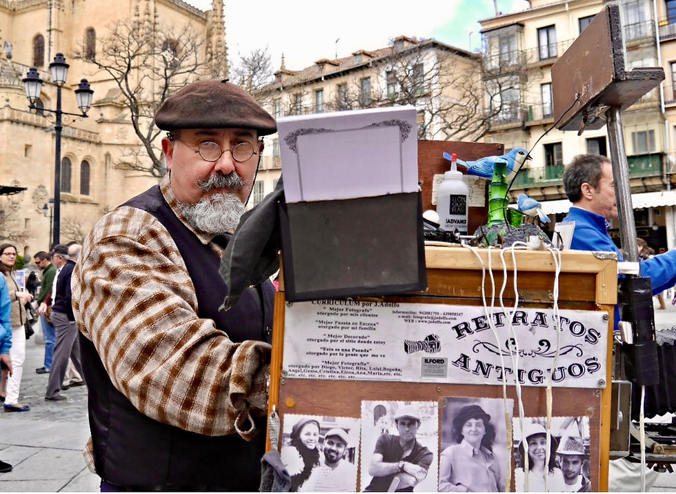 Una mañana en la calle con los fotógrafos minuteros