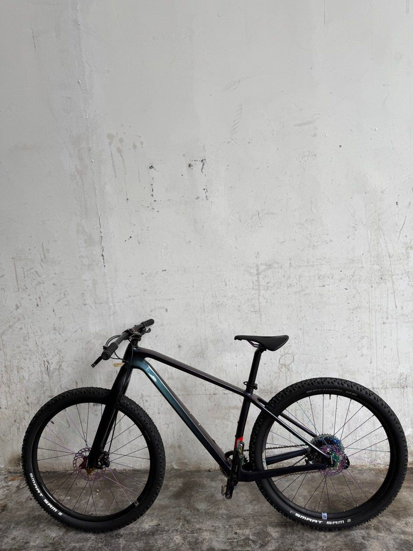 Thumbnail: Twitter warrior pro carbon mtb