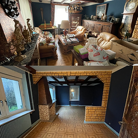 photo d'une pièce encombré et du débarras