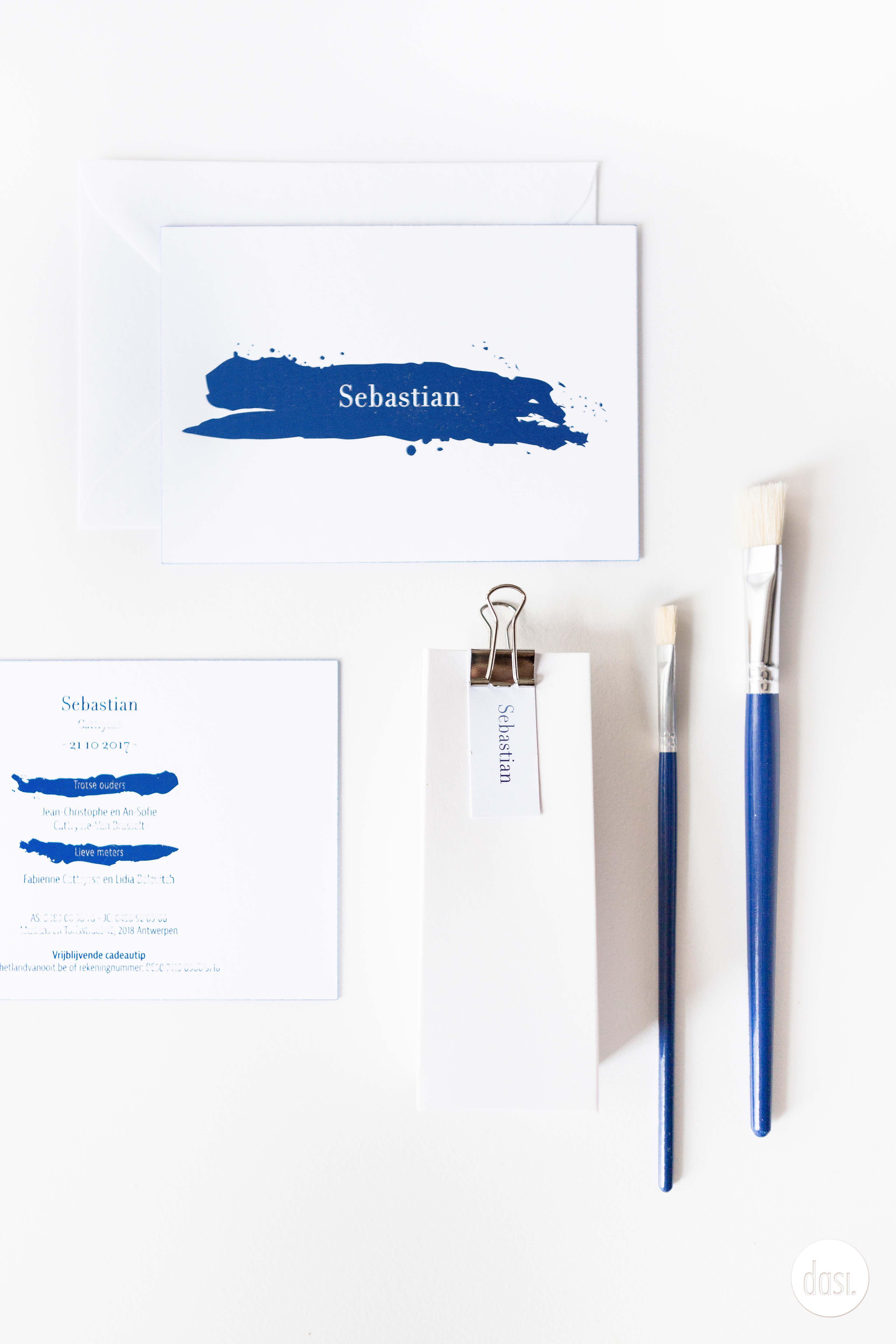 Geboortekaartje blinkend blauw folie