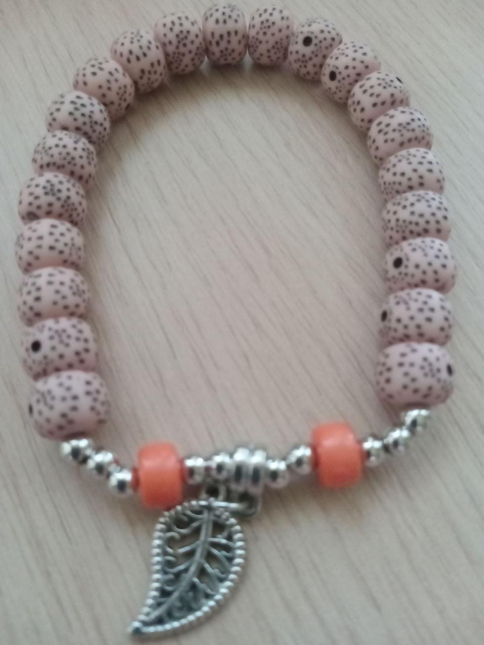 Thumbnail: Leaf style  Bracelet 