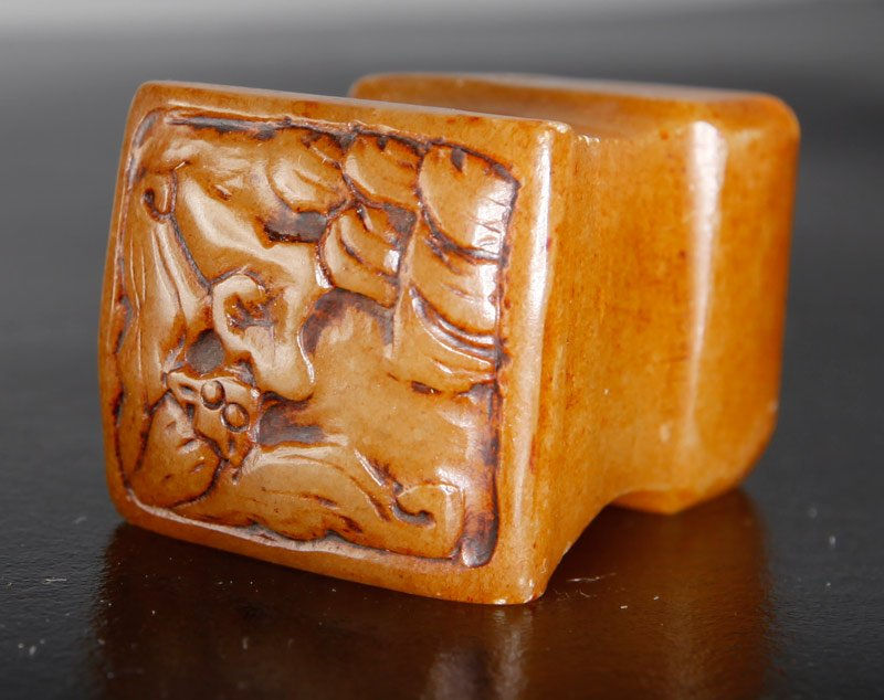 Thumbnail: CHINESE CARVED TIANHUANG SEAL