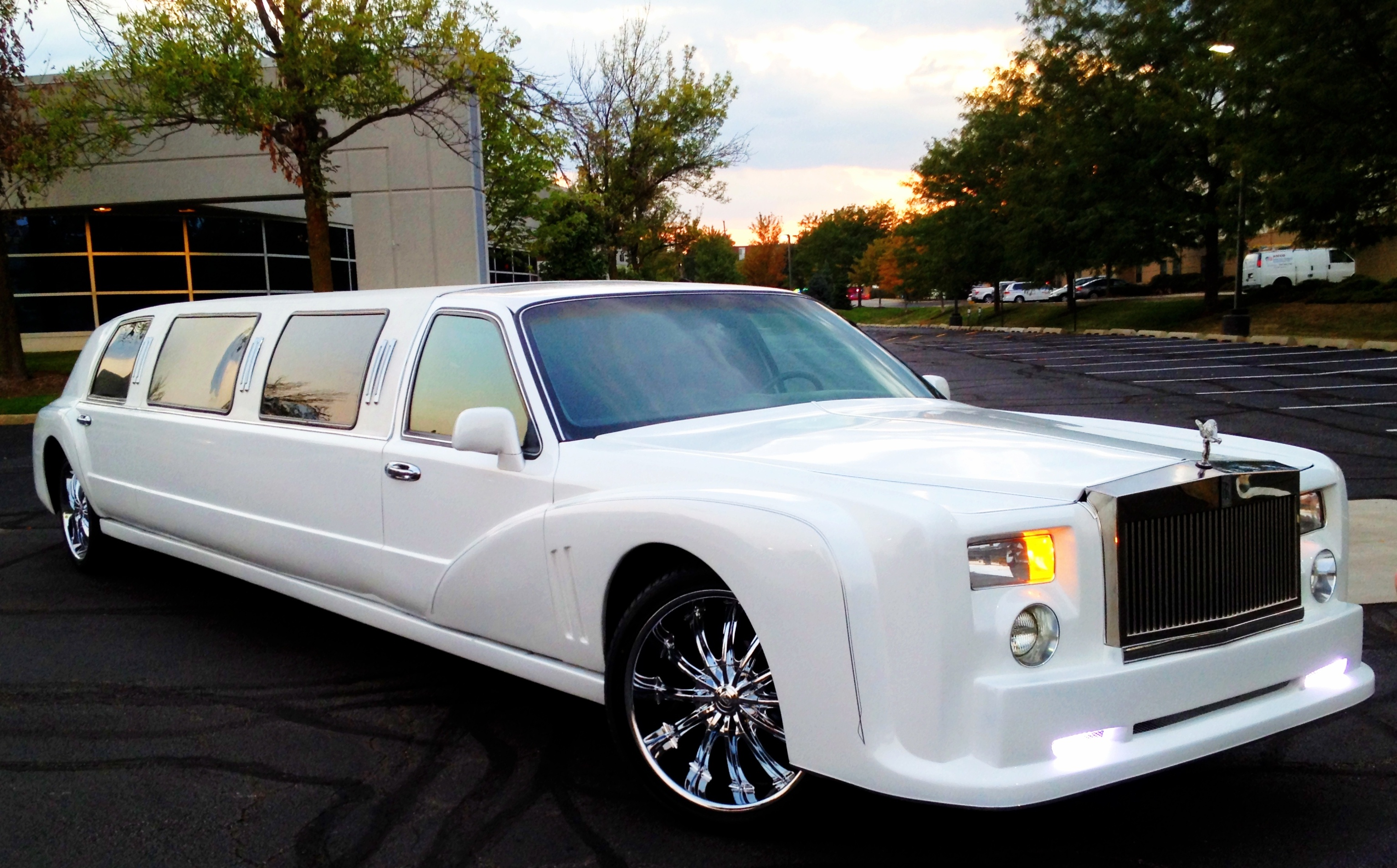 Rent a Rolls Royce Limousine for Your Special Chicago Event