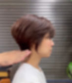 髪のボリュームを出す40代ショートボブ|調布・柴崎美容室WINDMILL