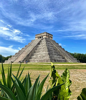 chichen itza.jpg