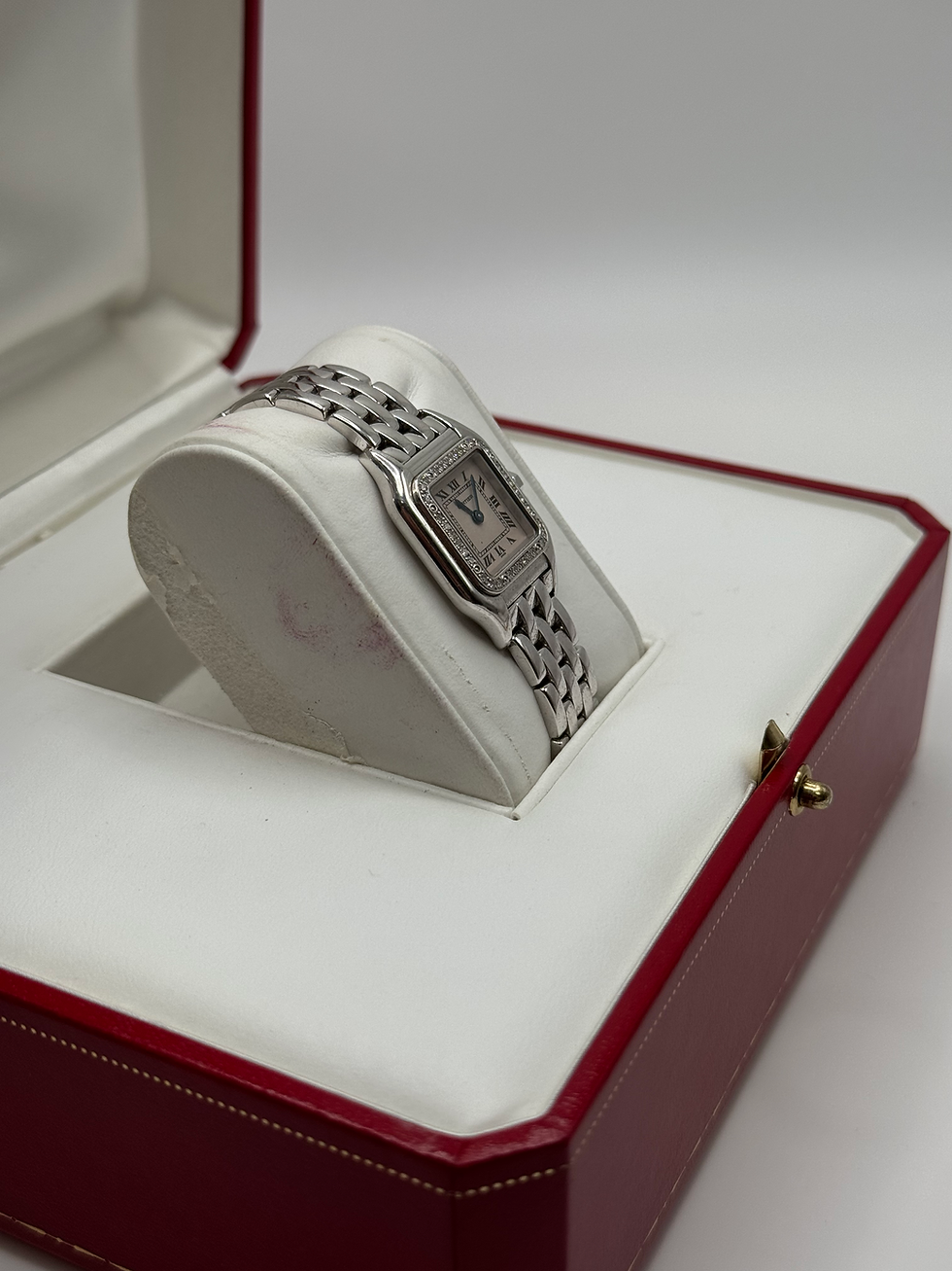 Thumbnail: Cartier Panthère 1660 18K White Gold Diamond Bezel