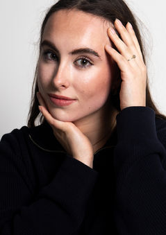 Lotte _ Media Waves.jpg