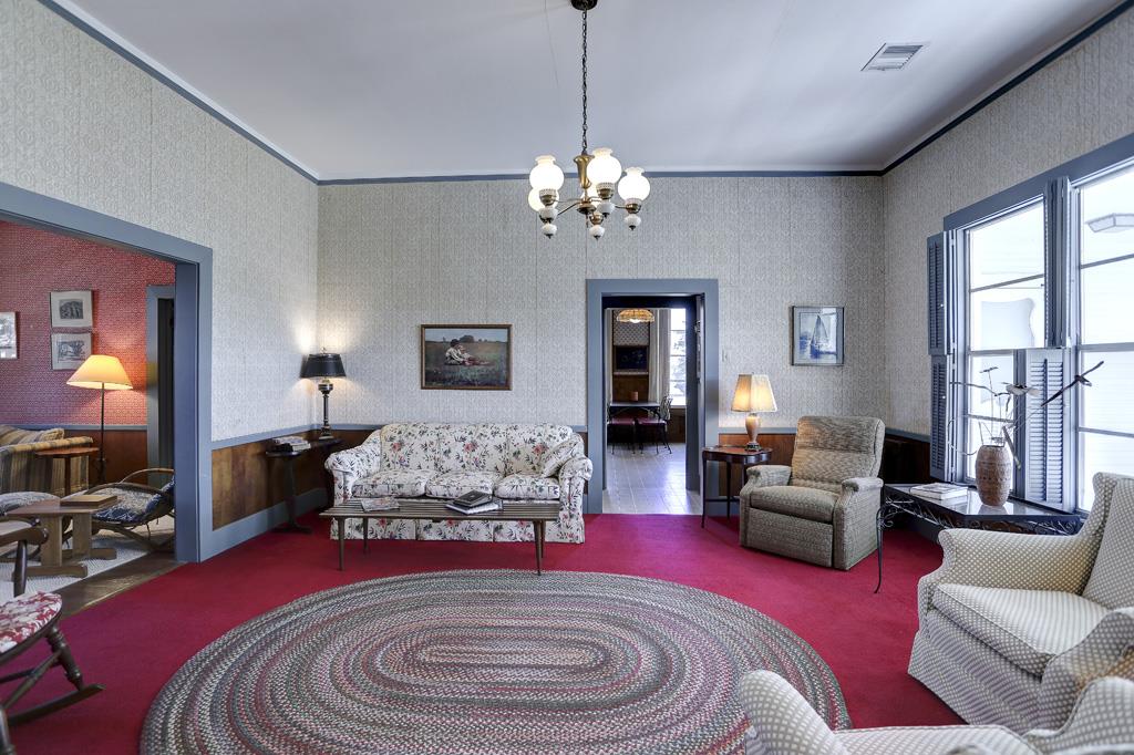 parlor