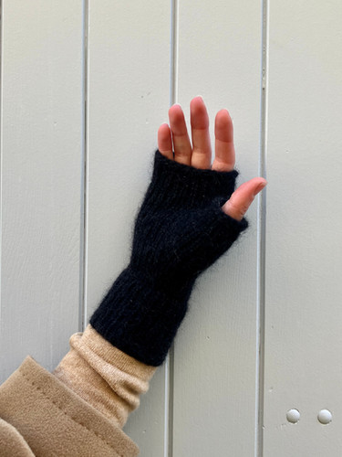 Marley fingerless gloves - ready to send | mie knitwear