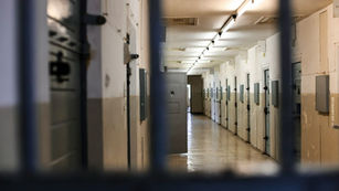 Assistance avocat un proche en prison