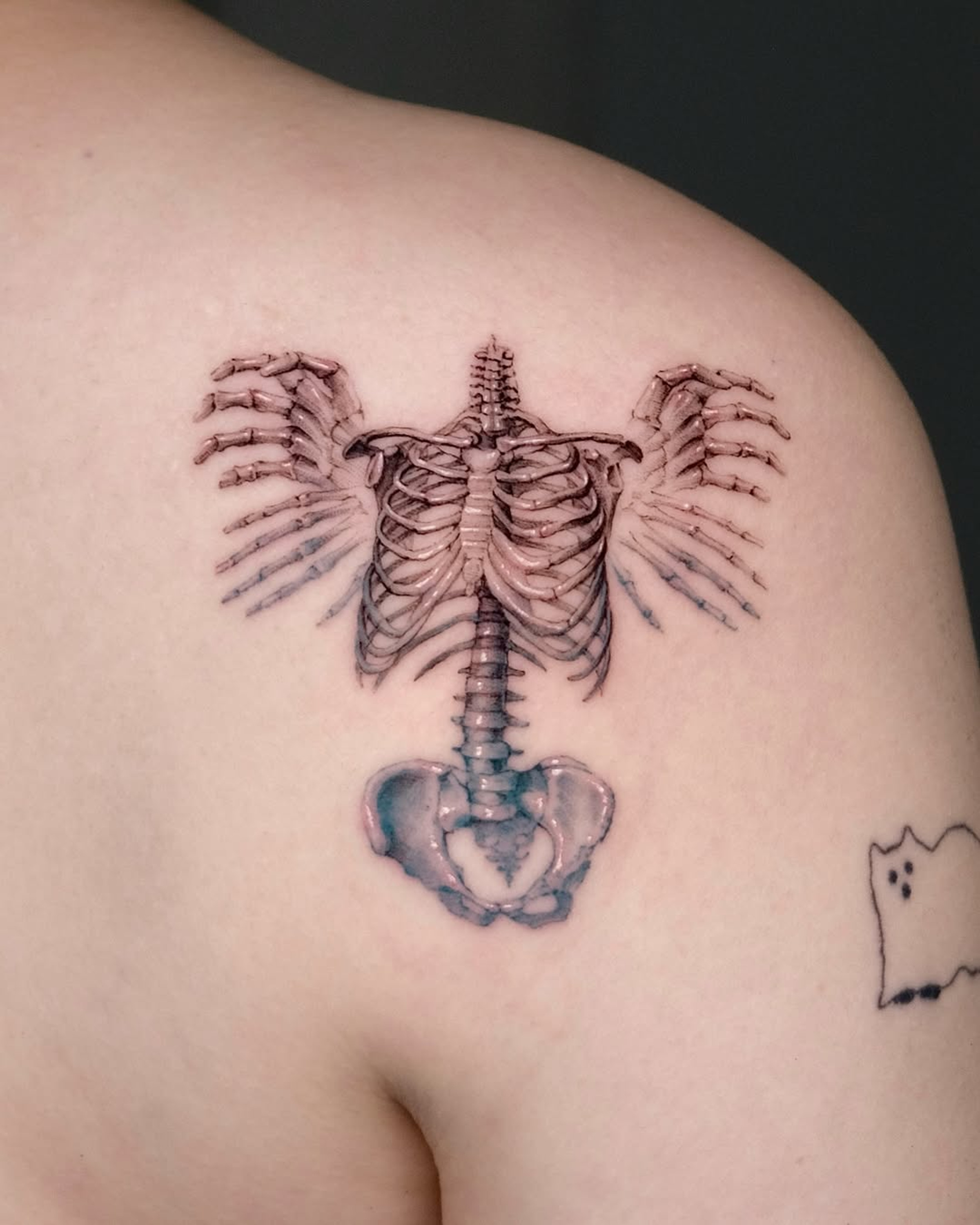 40 (@40.tatt / @40.color) &mdash; Micro Realism Guest Spot at Hammersmith Tattoo London (Sept&ndash;Oct 2025)