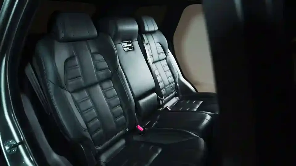 Luxury limo limousine, party bus, and car service with professional chauffeur service — perfect for airport transfers, events, and reliable car transportation.