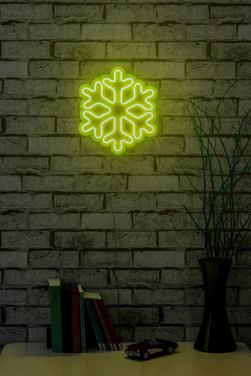 Thumbnail: Snowflake - Yellow