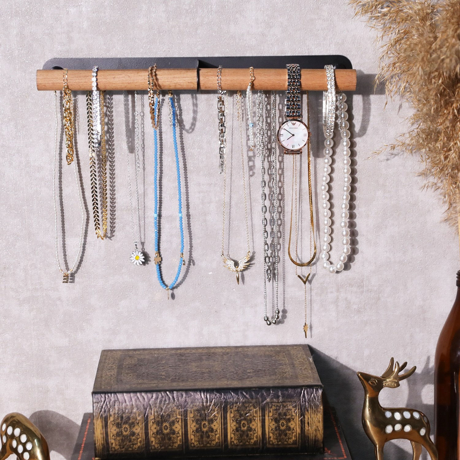 EleganceNest: Black Metal & Pine Jewelry Haven