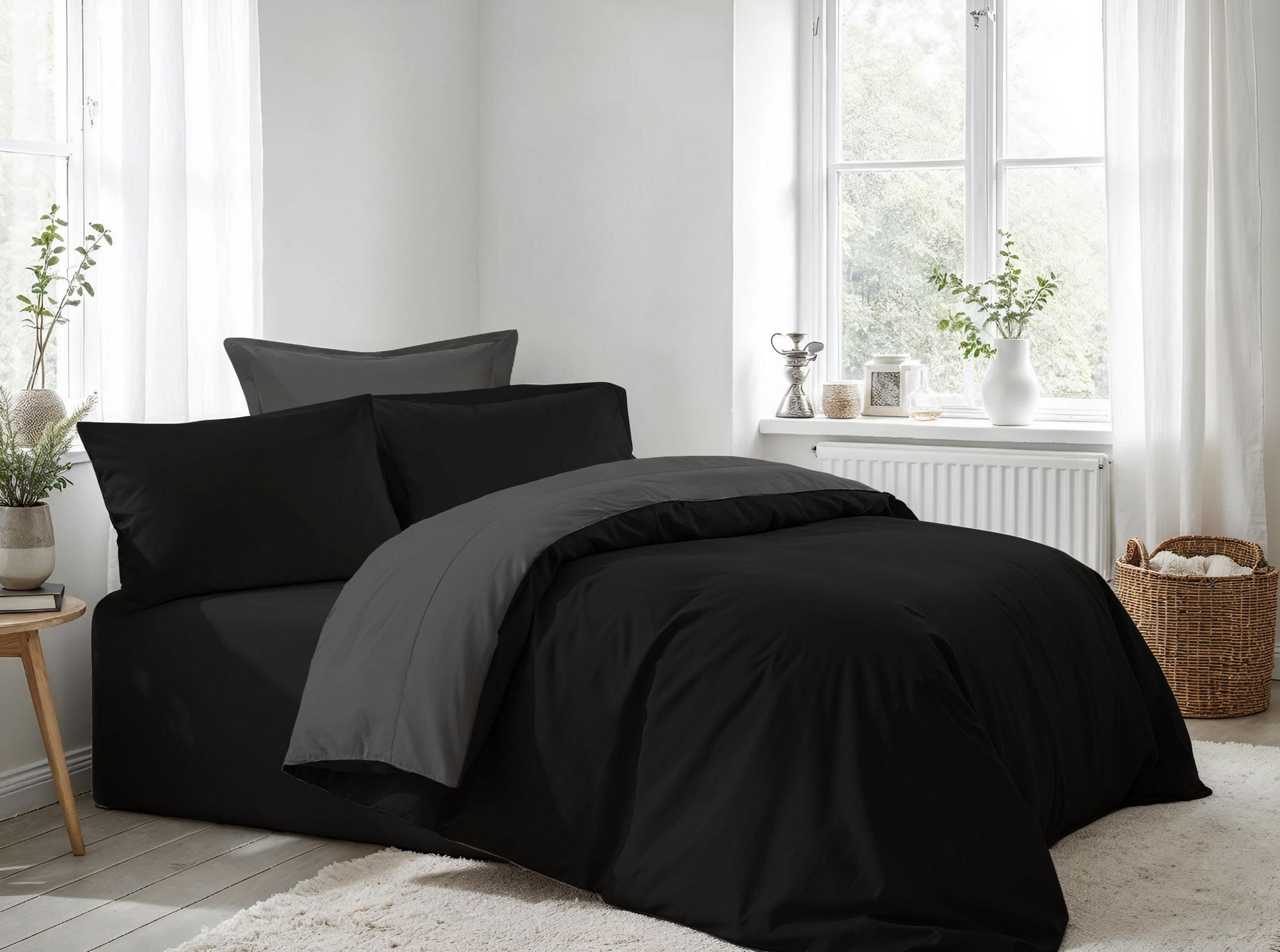 Black, Anthracite