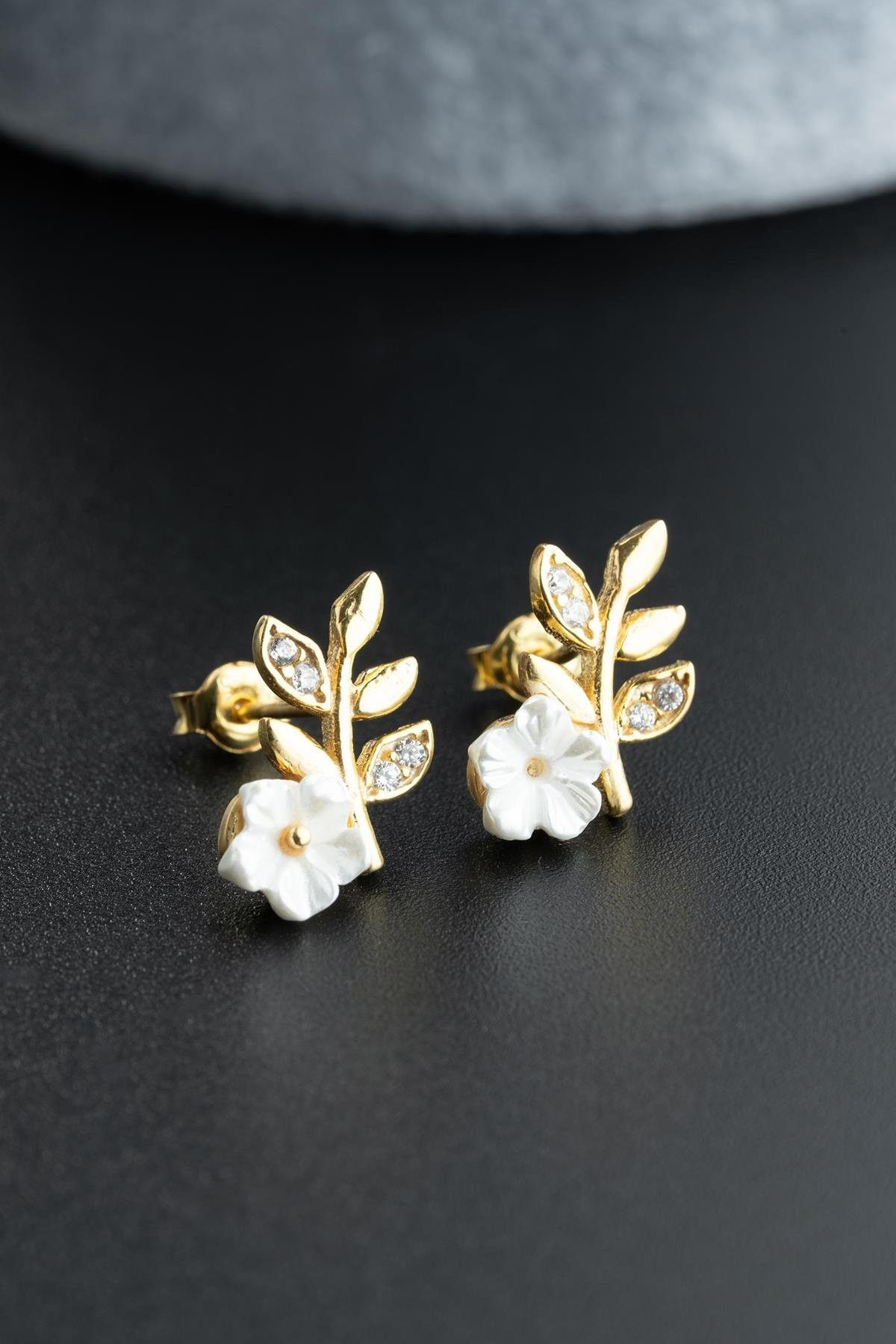 LustreZir Silver Elegance Earrings
