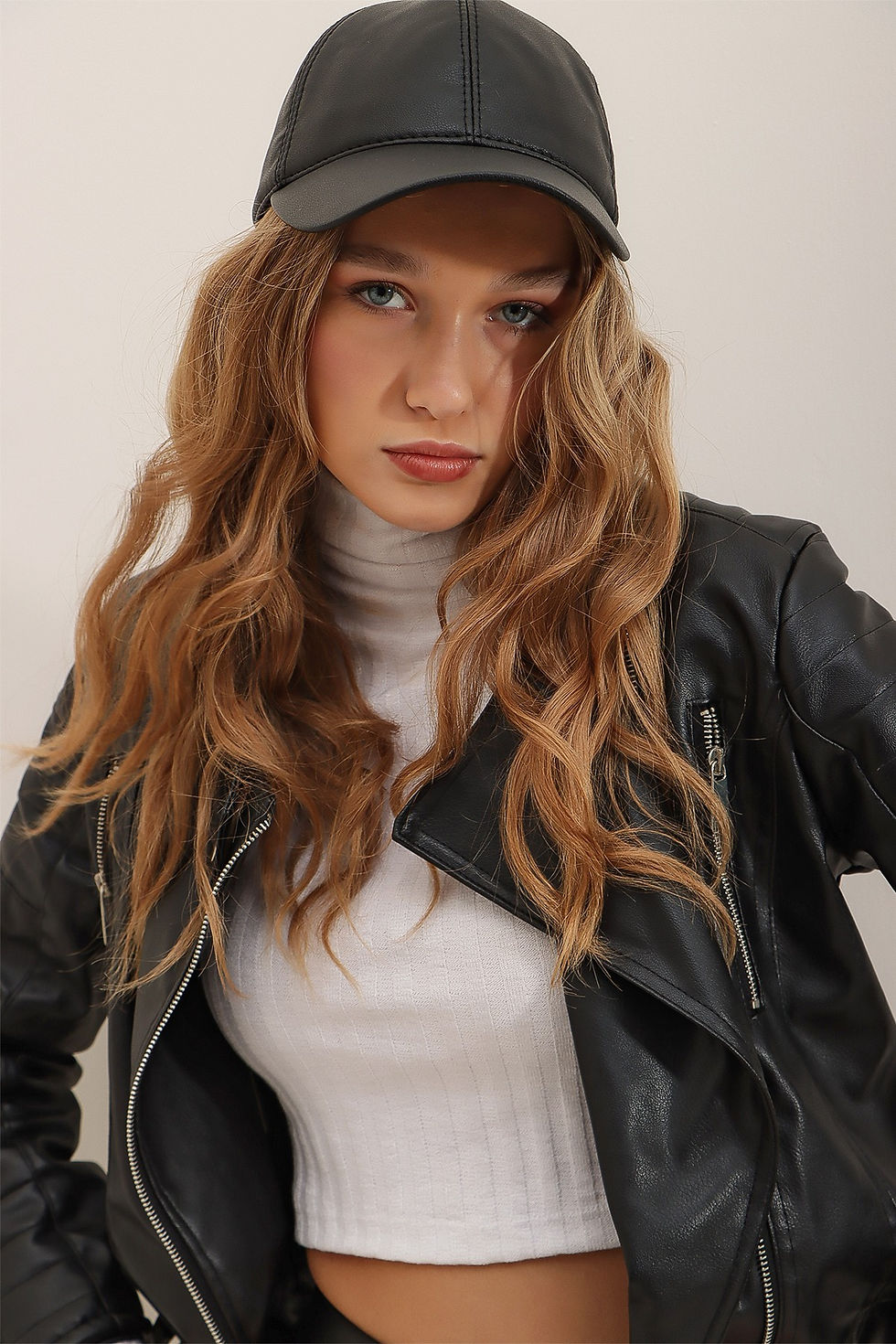 Thumbnail: ALC-A2404 - Black