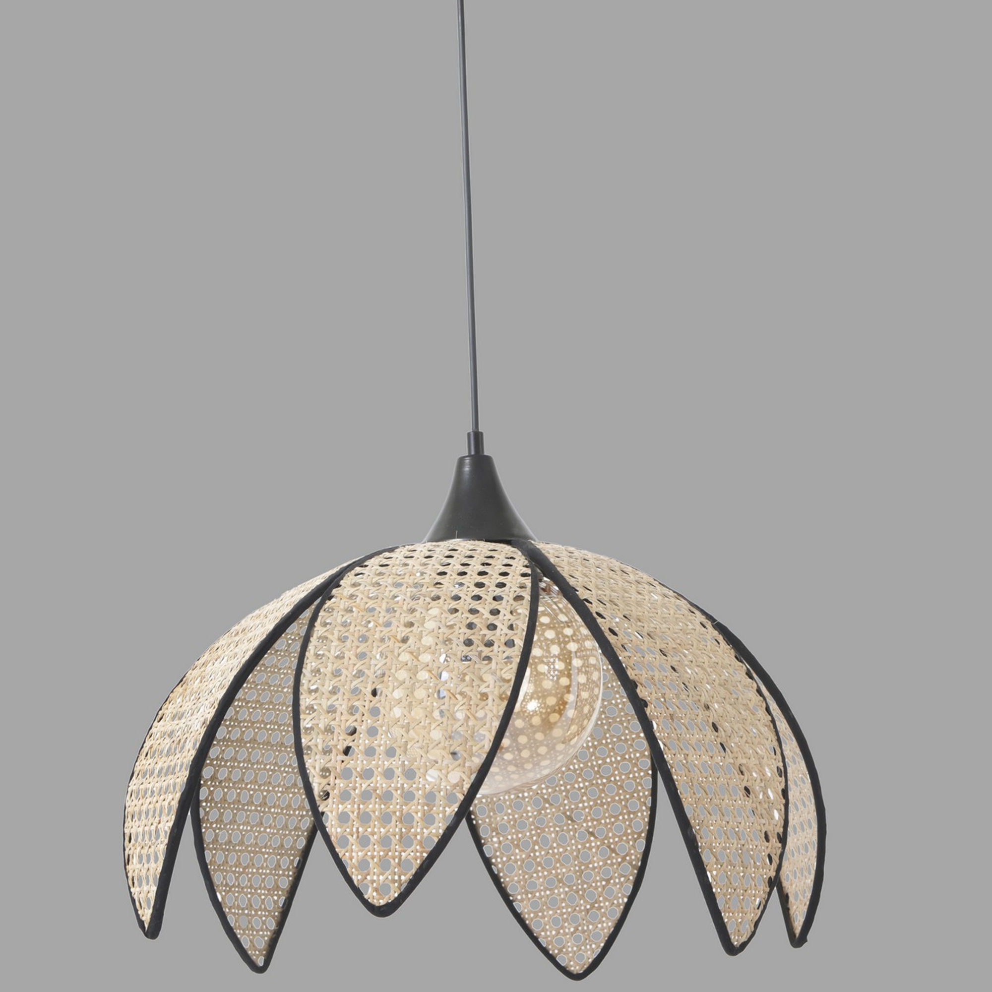 Papatya Buyuk Tekli Rattan Sarkit