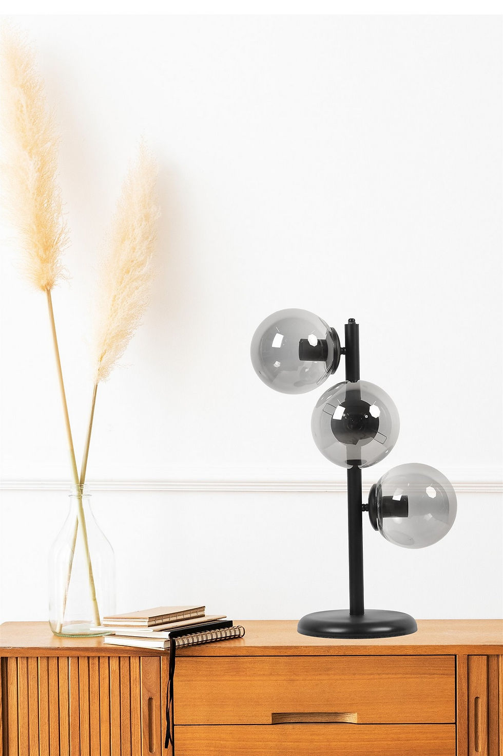 LuxeNoir Glimmer Table Lamp