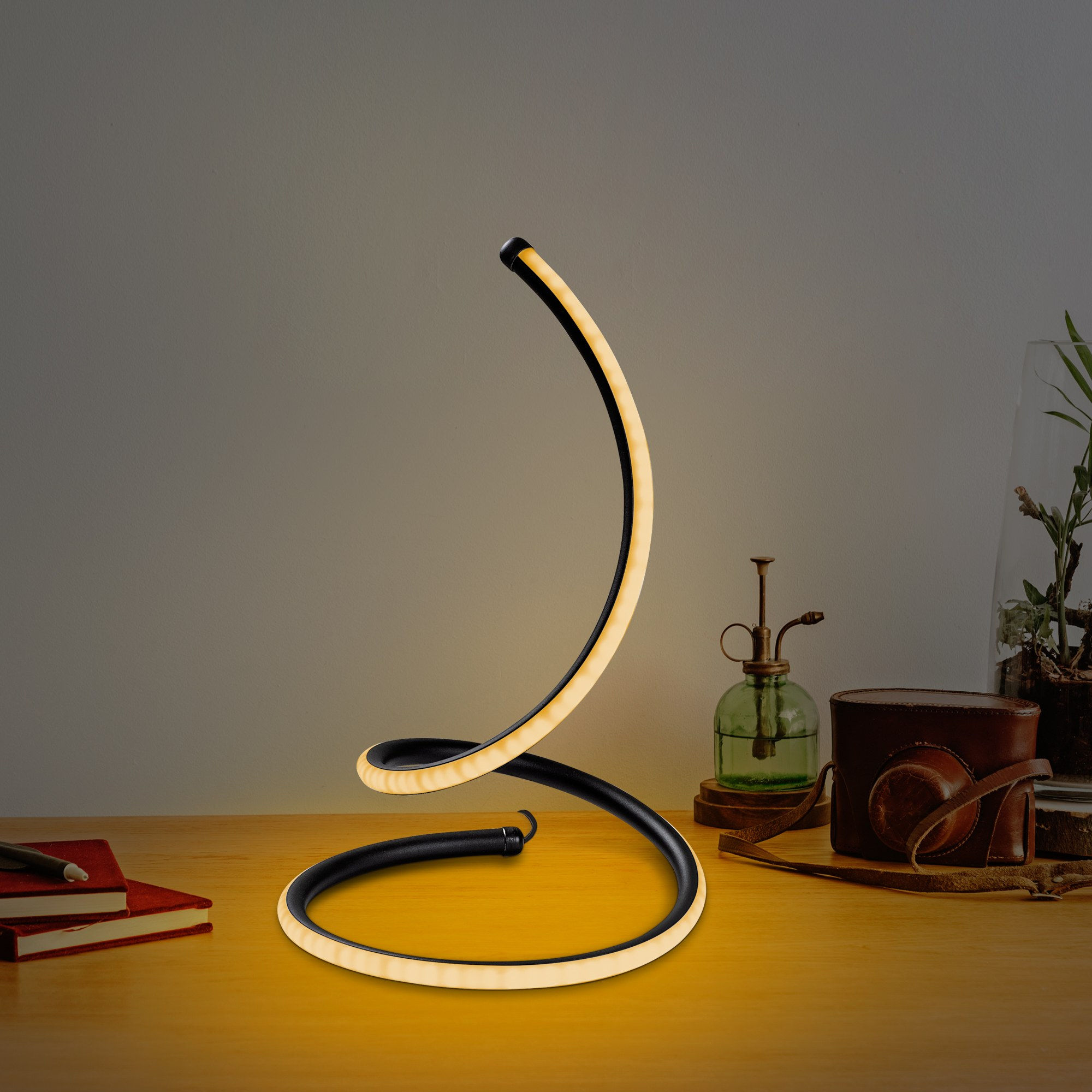 Lumosfera Noir: Elegant Metal Table Lamp