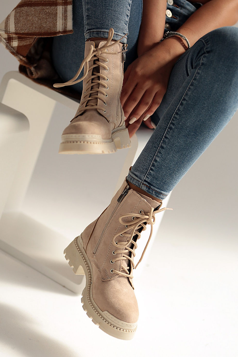 Thumbnail: 001-8506-22 - Beige