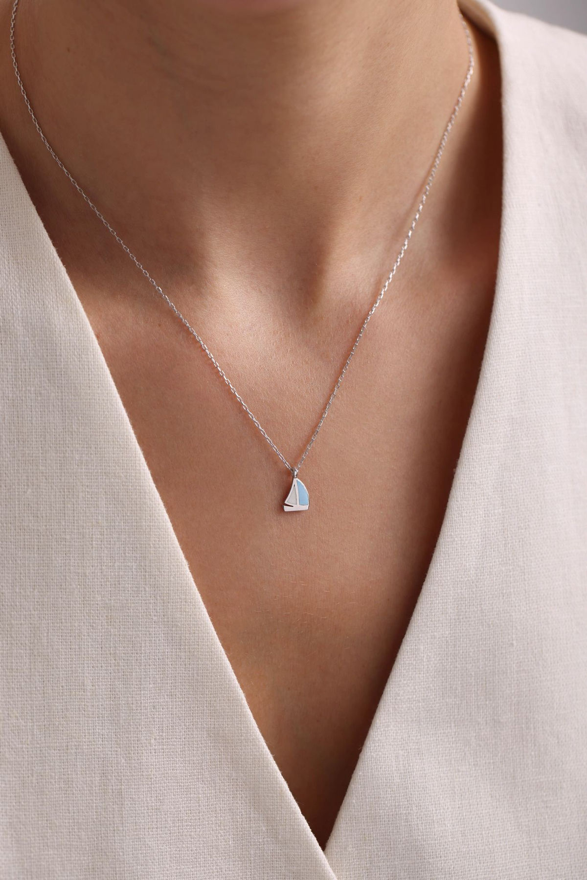 Lunara Enchanted Silver Pendant Necklace