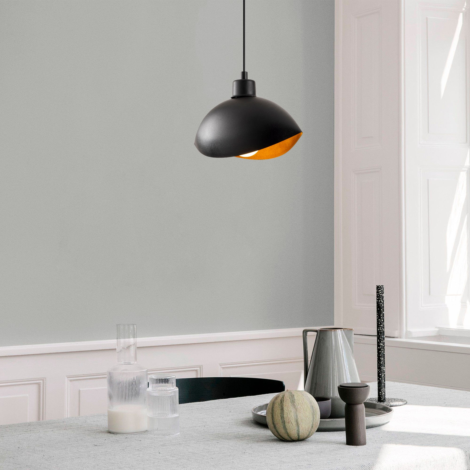 LuxeNox Black Elegance Chandelier