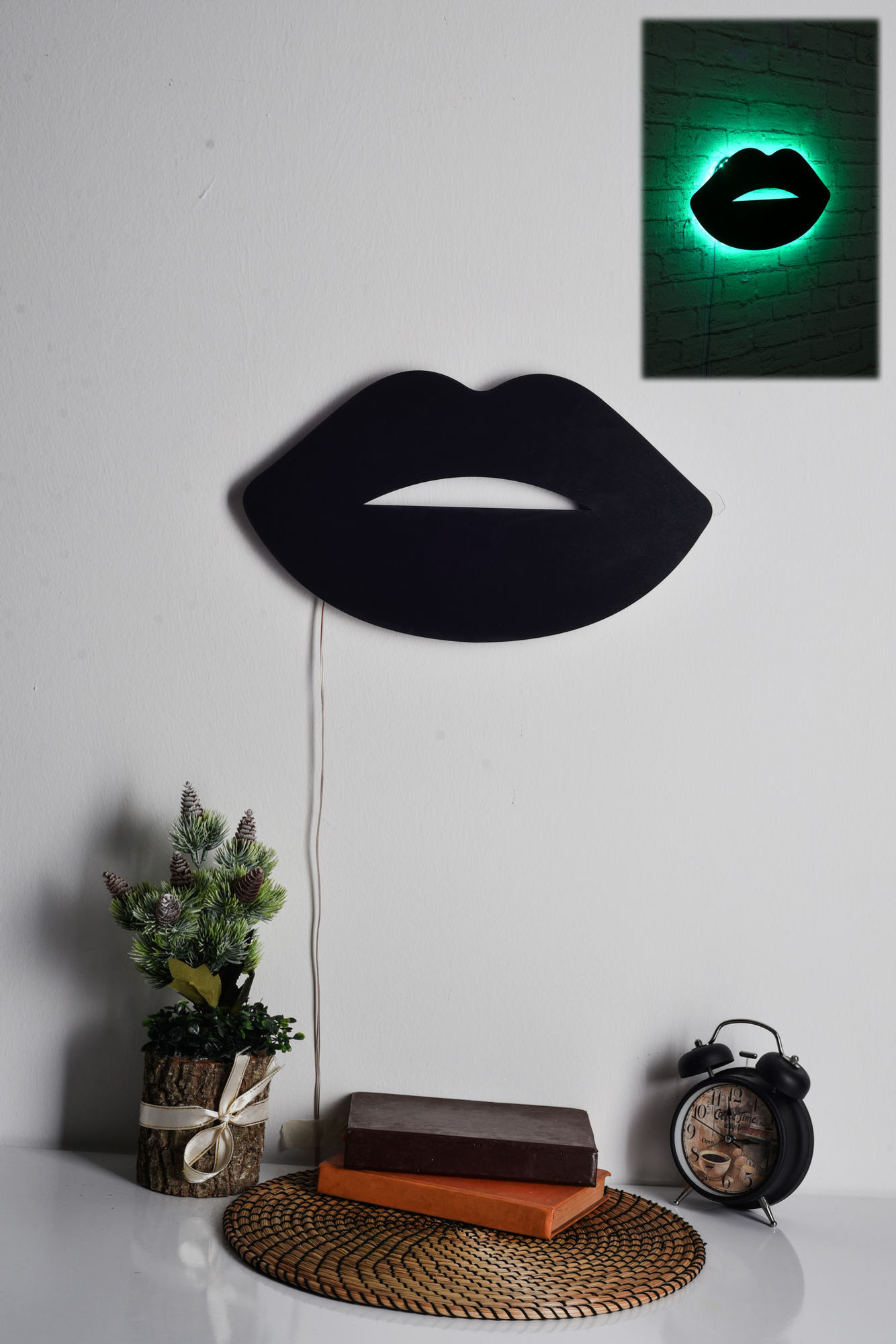 Lips 2 - Green