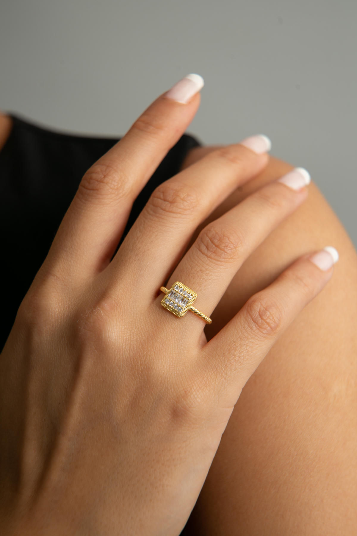 LustraZir Silver Elegance Ring