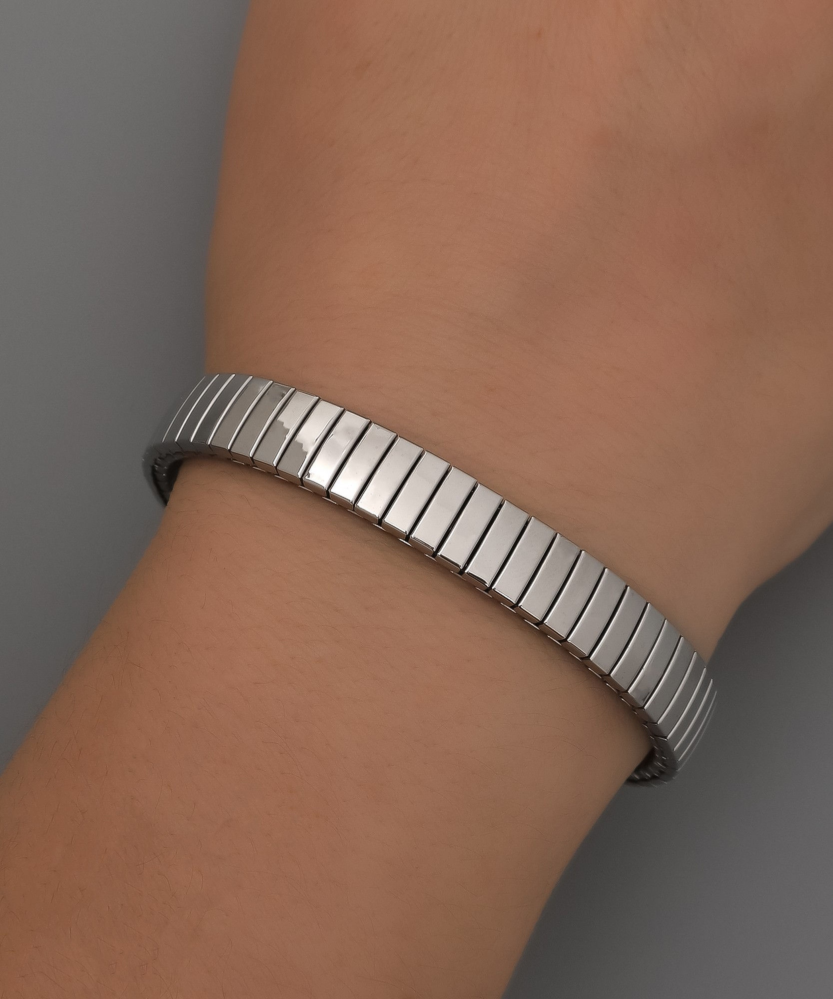 SilvaVibe Steel Bracelet - Elegance in Every Link