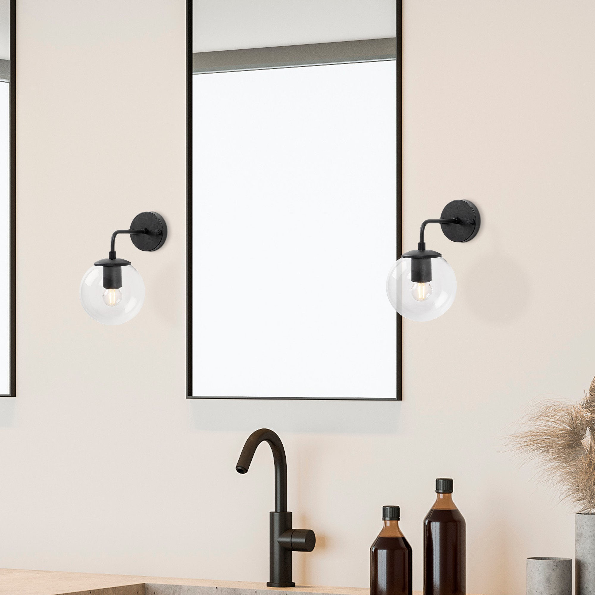 Lumos Noir: Industrial Elegance Wall Lamp