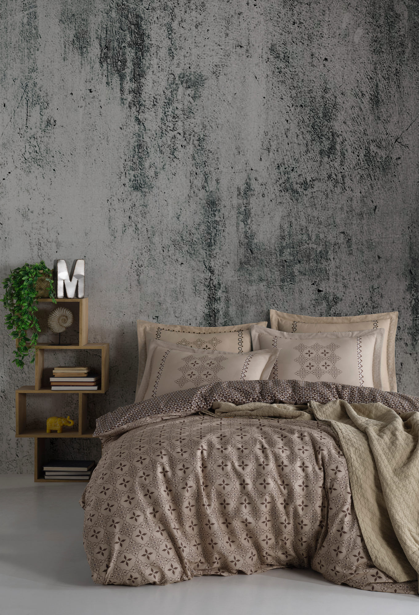 Minimal - Brown