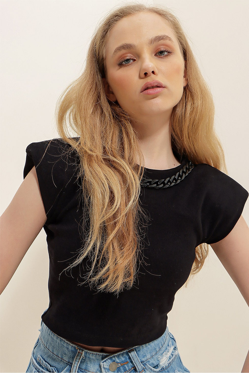 Thumbnail: ALC-X6089 - Black