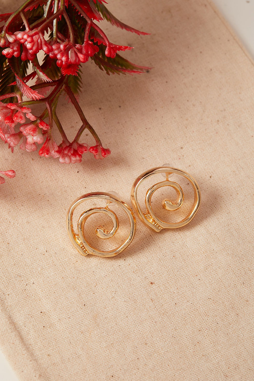 GleamAura Metal Earrings - Timeless Elegance