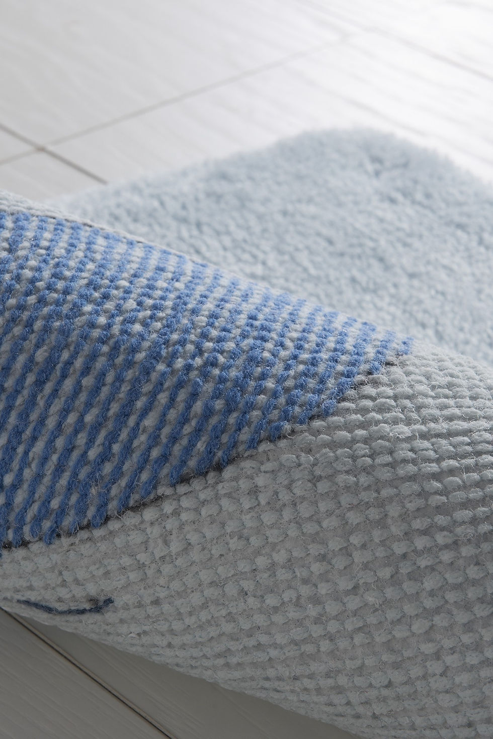 Thumbnail: Mari - Blue