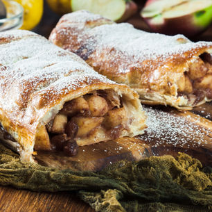 APFELSTRUDEL NACH OMAS REZEPT